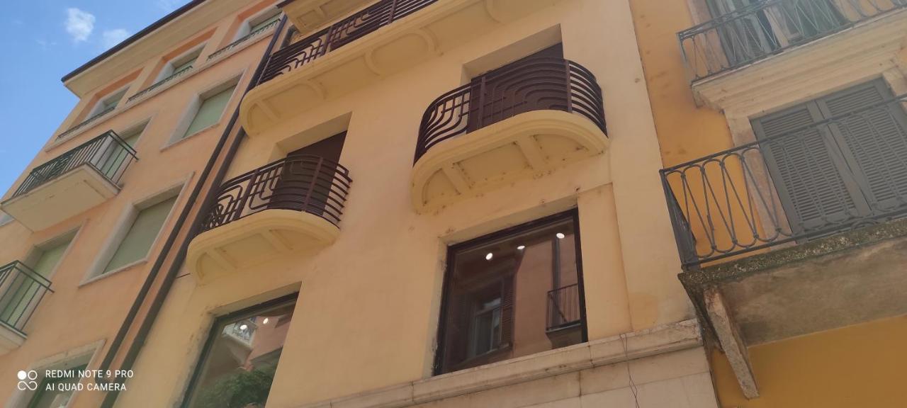 Apartment Centro Storico Verona , Samaritana N.4 Luaran gambar